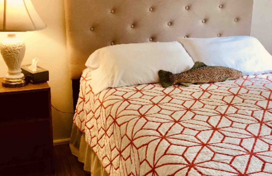 Photo of Bedroom in Dunsmuir