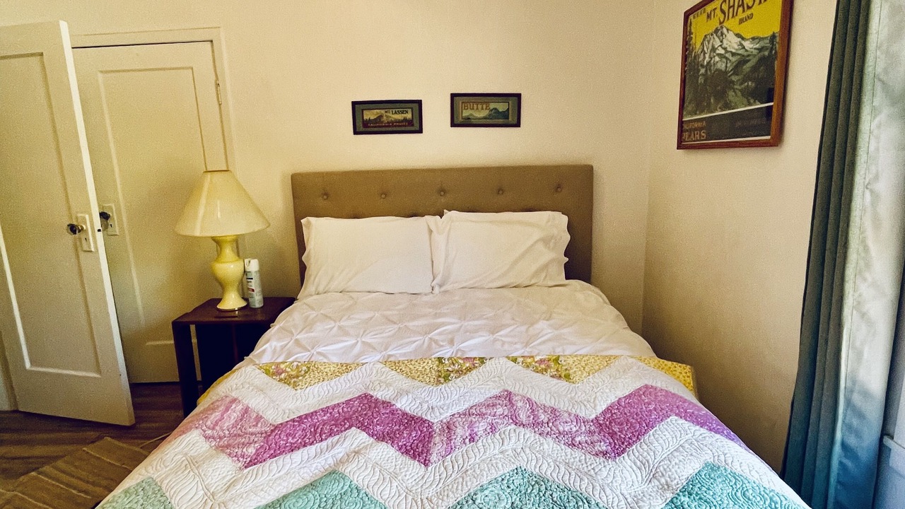 Photo of Bedroom in Dunsmuir