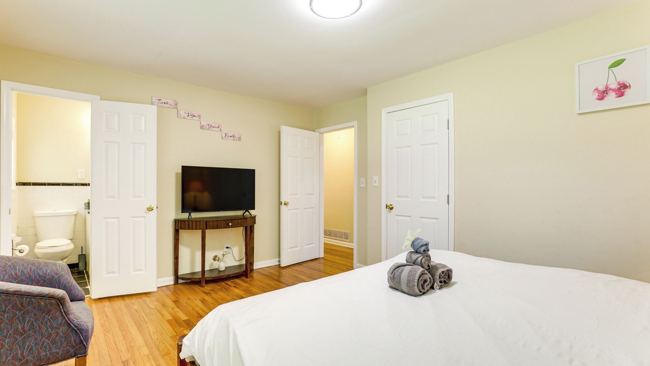 Photo of Bedroom in Duluth