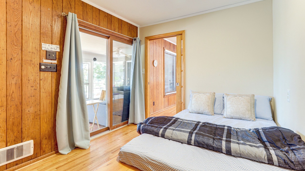 Photo of Bedroom in Duluth