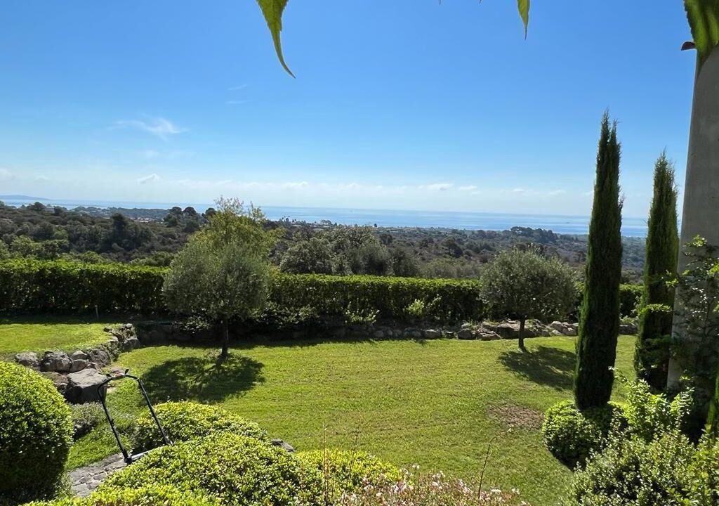 Photo of Others in Biot