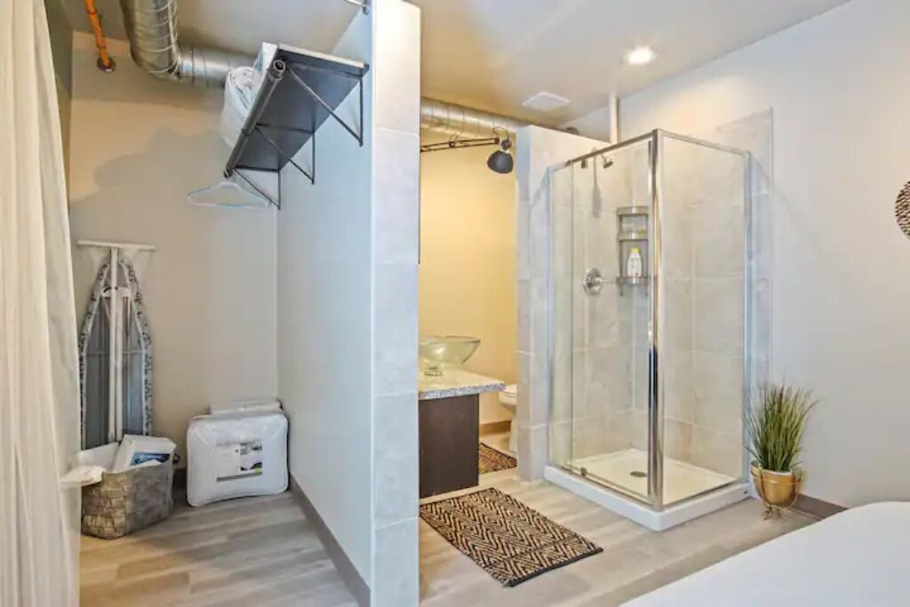 Photo of Bathroom in Central Oklahoma City