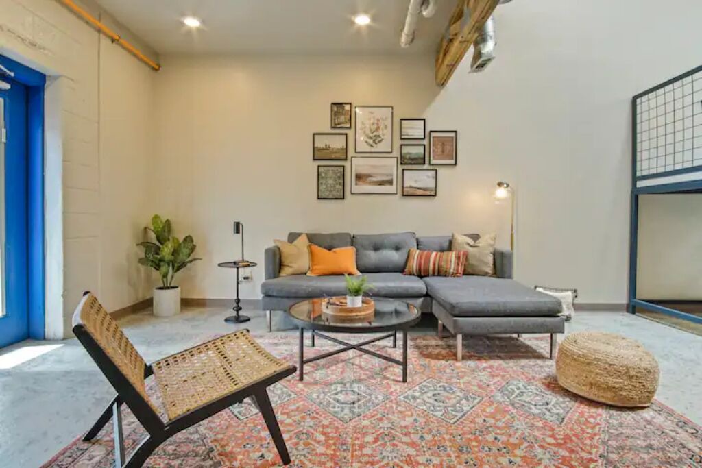 Photo of Livingroom in Central Oklahoma City