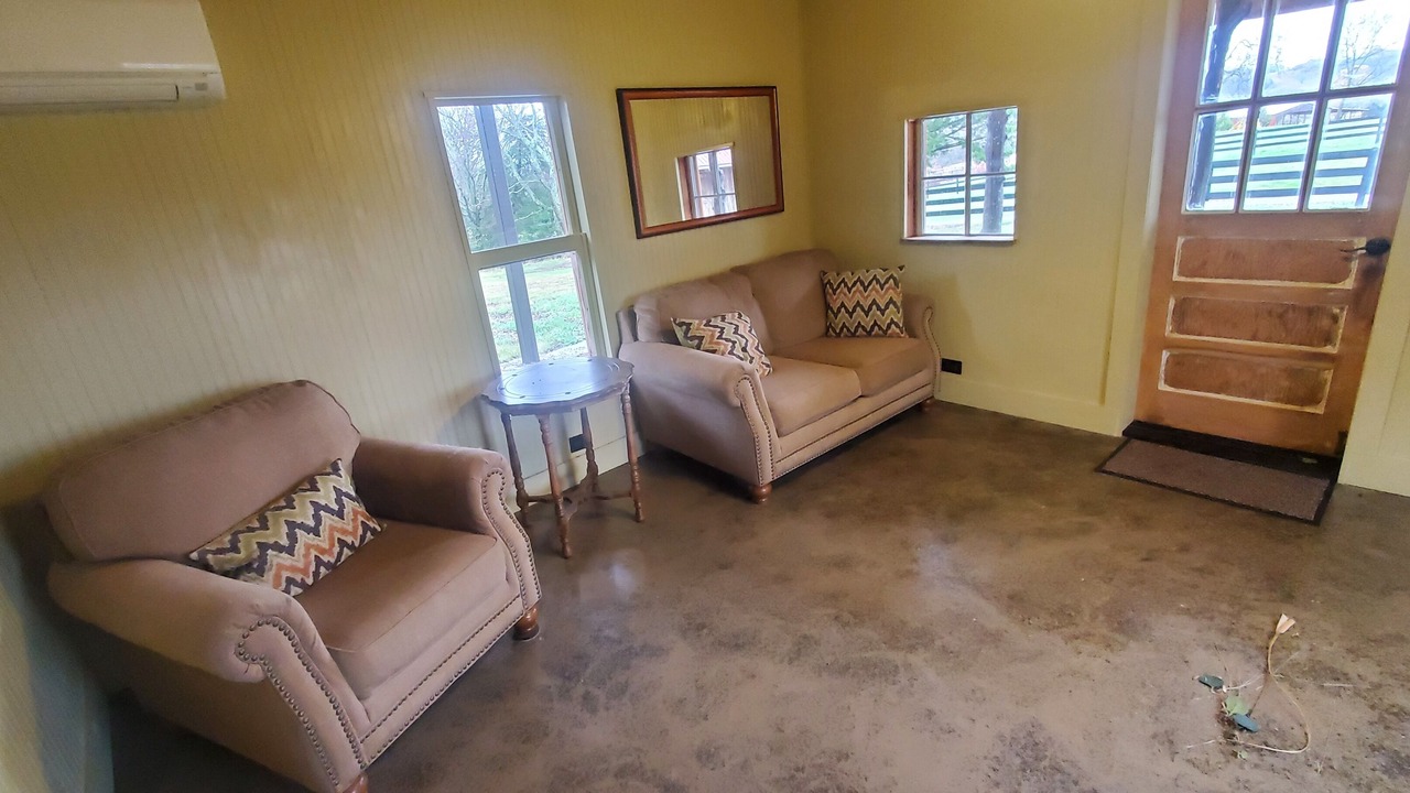 Photo of Livingroom in Lynnville