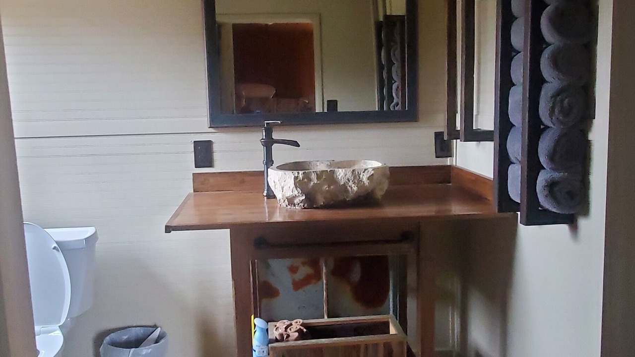 Photo of Bathroom in Lynnville