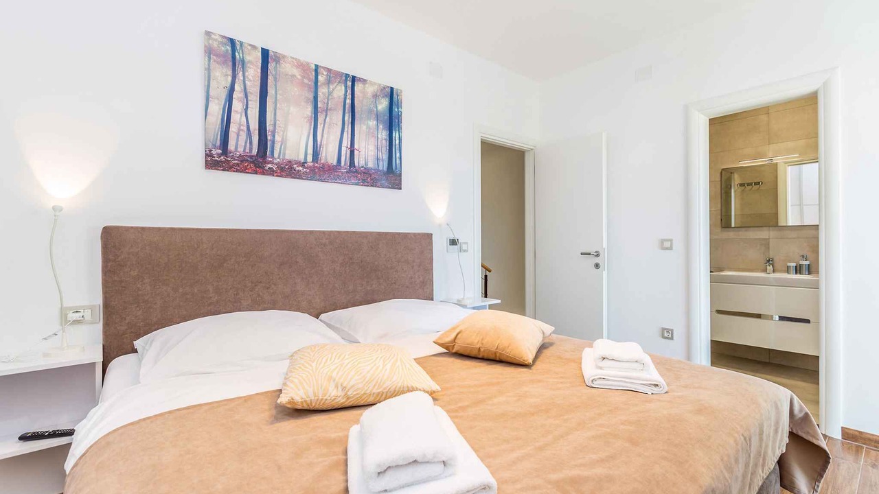 Photo of Bedroom in Linardici