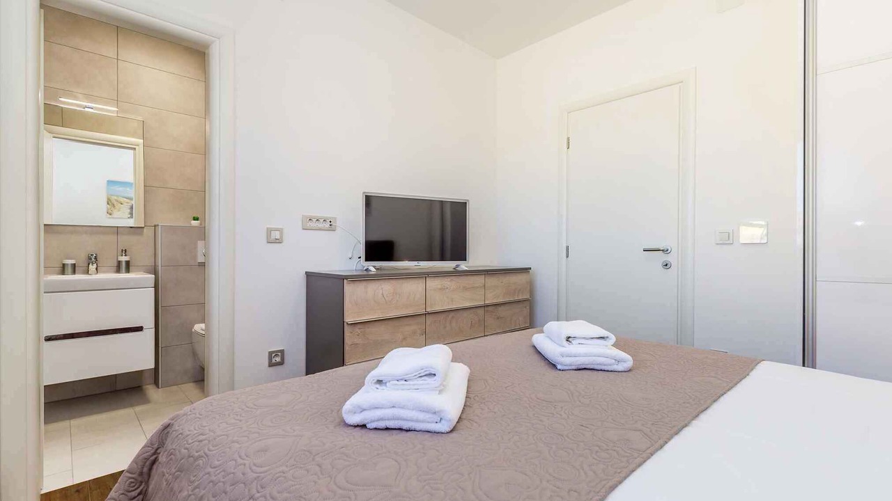 Photo of Bedroom in Linardici