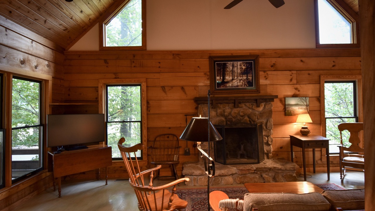 Photo of Livingroom in Etowah