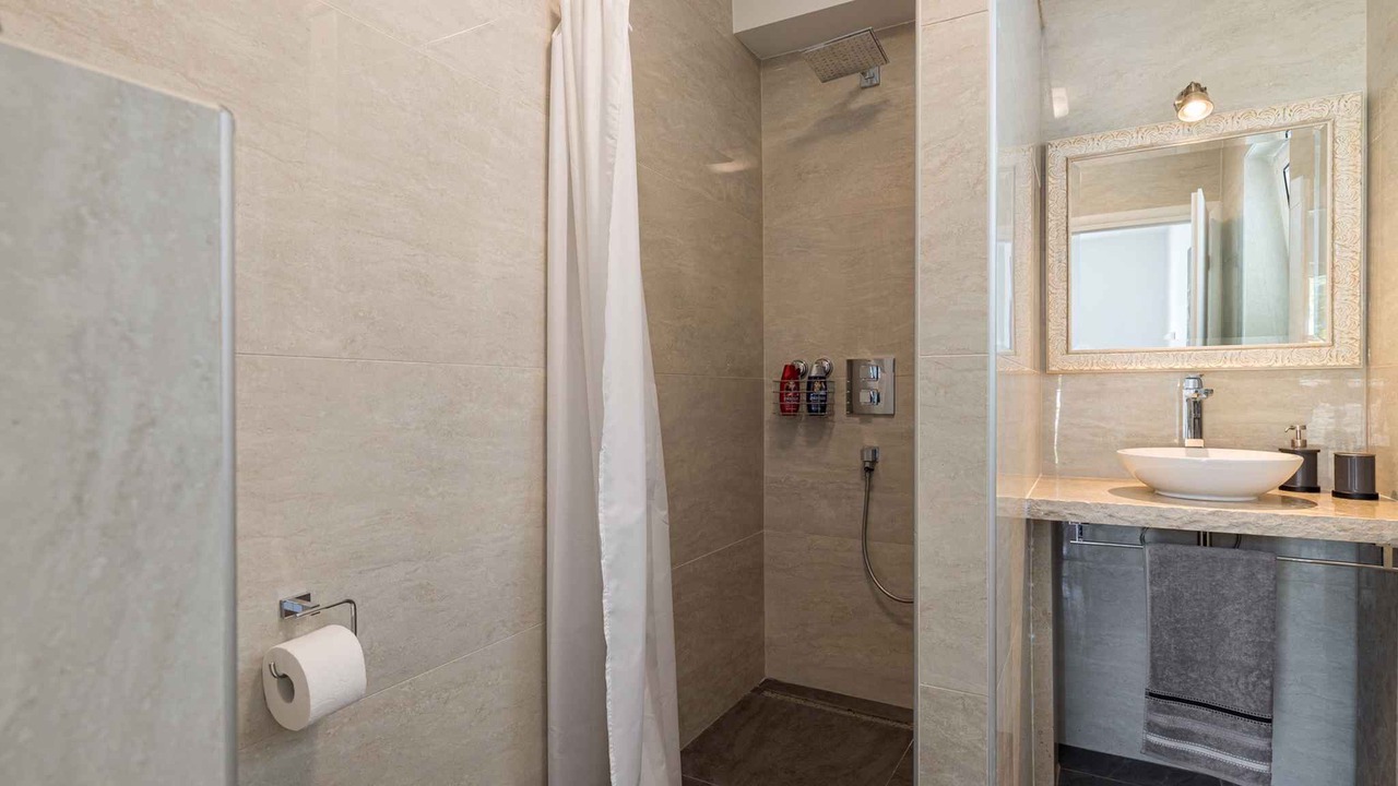 Photo of Bathroom in Buici