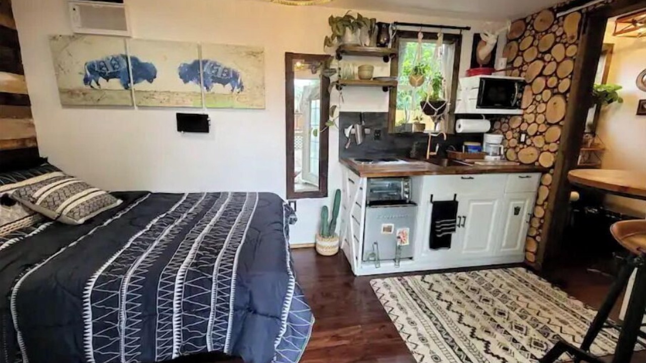 Photo of Bedroom in Ybor City