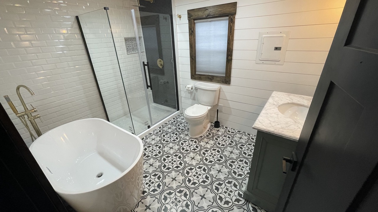 Photo of Bathroom in Battle Ground