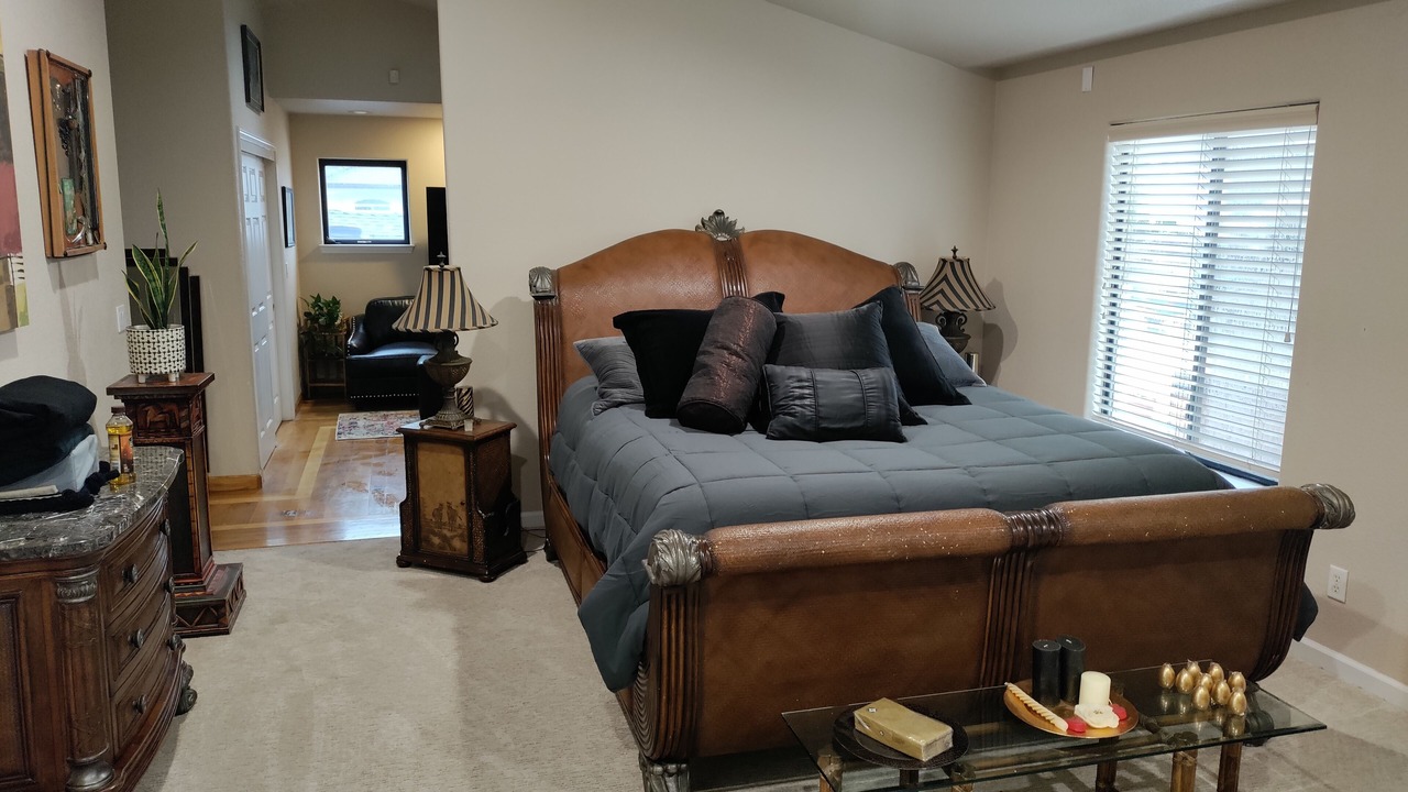 Photo of Bedroom in Hollister