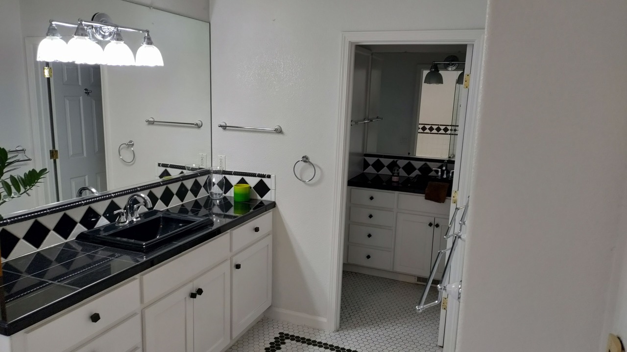 Photo of Bathroom in Hollister