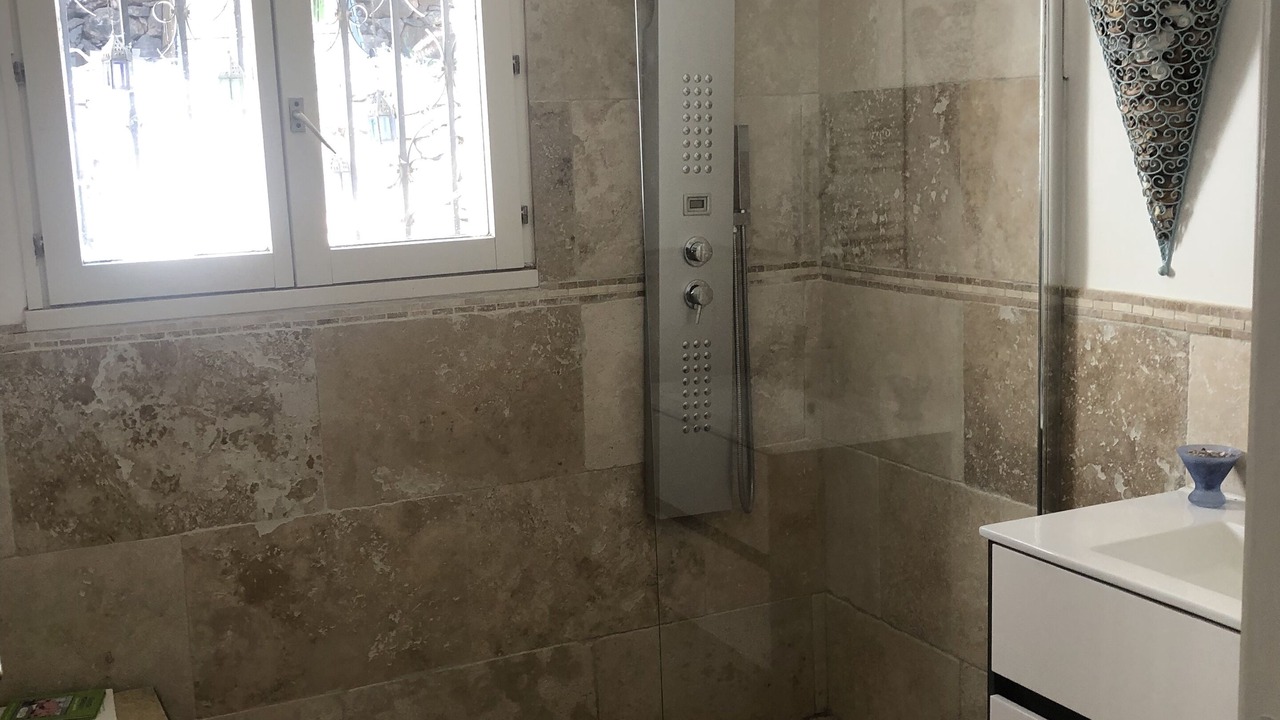 Photo of Bathroom in Roquebrun