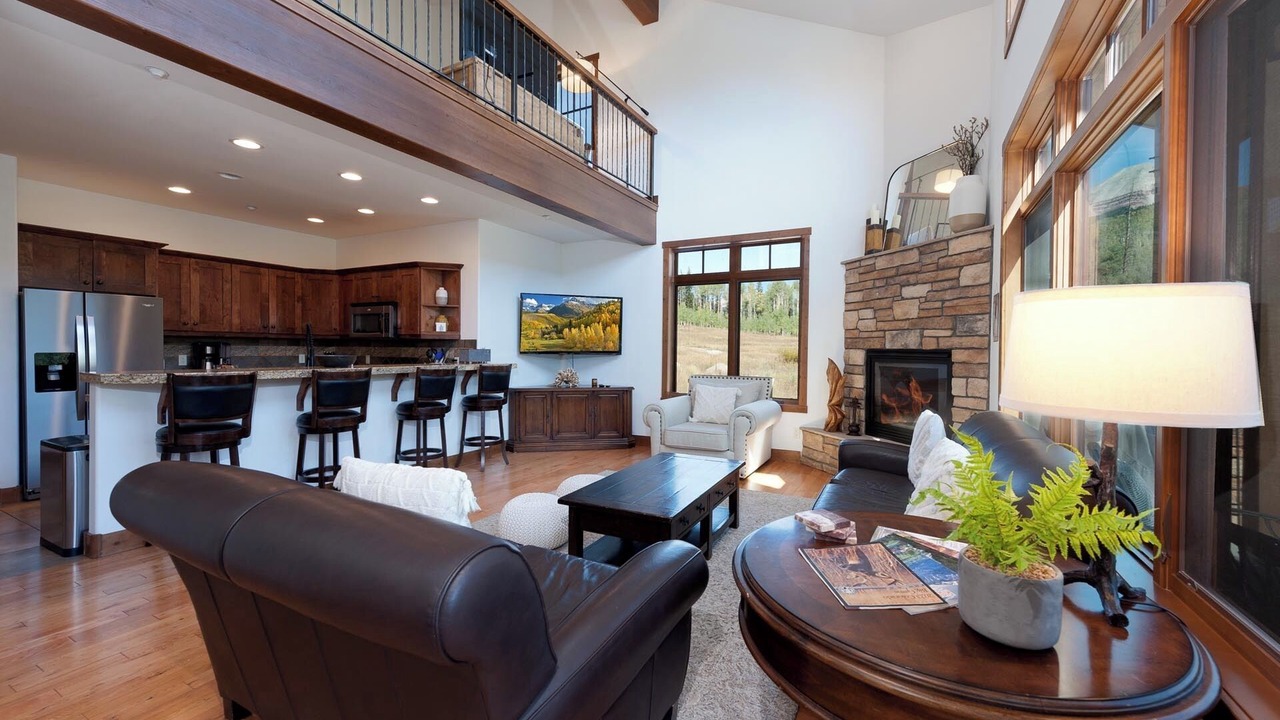 Photo of Livingroom in Purgatory