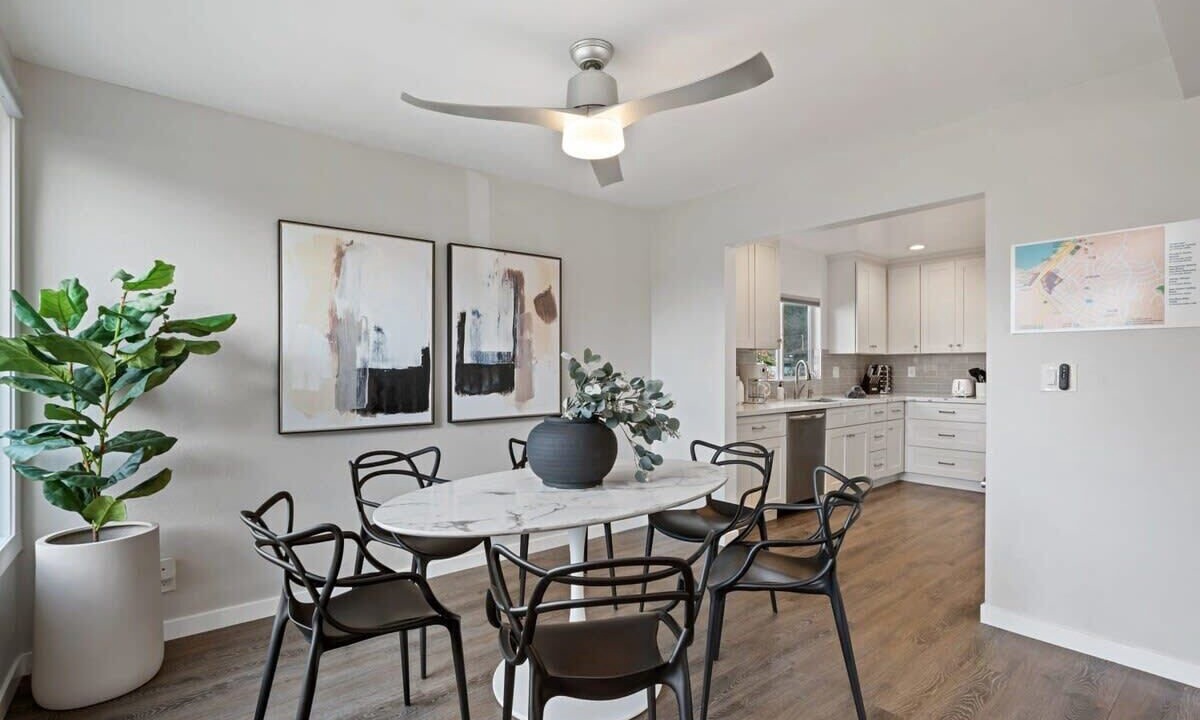 Photo of Others in Linda Mar