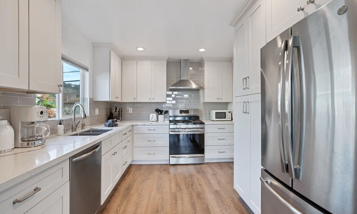 Photo of Kitchen in Linda Mar