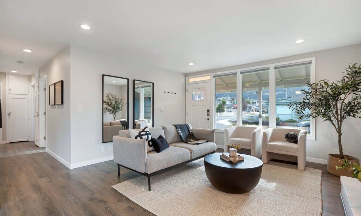 Photo of Others in Linda Mar