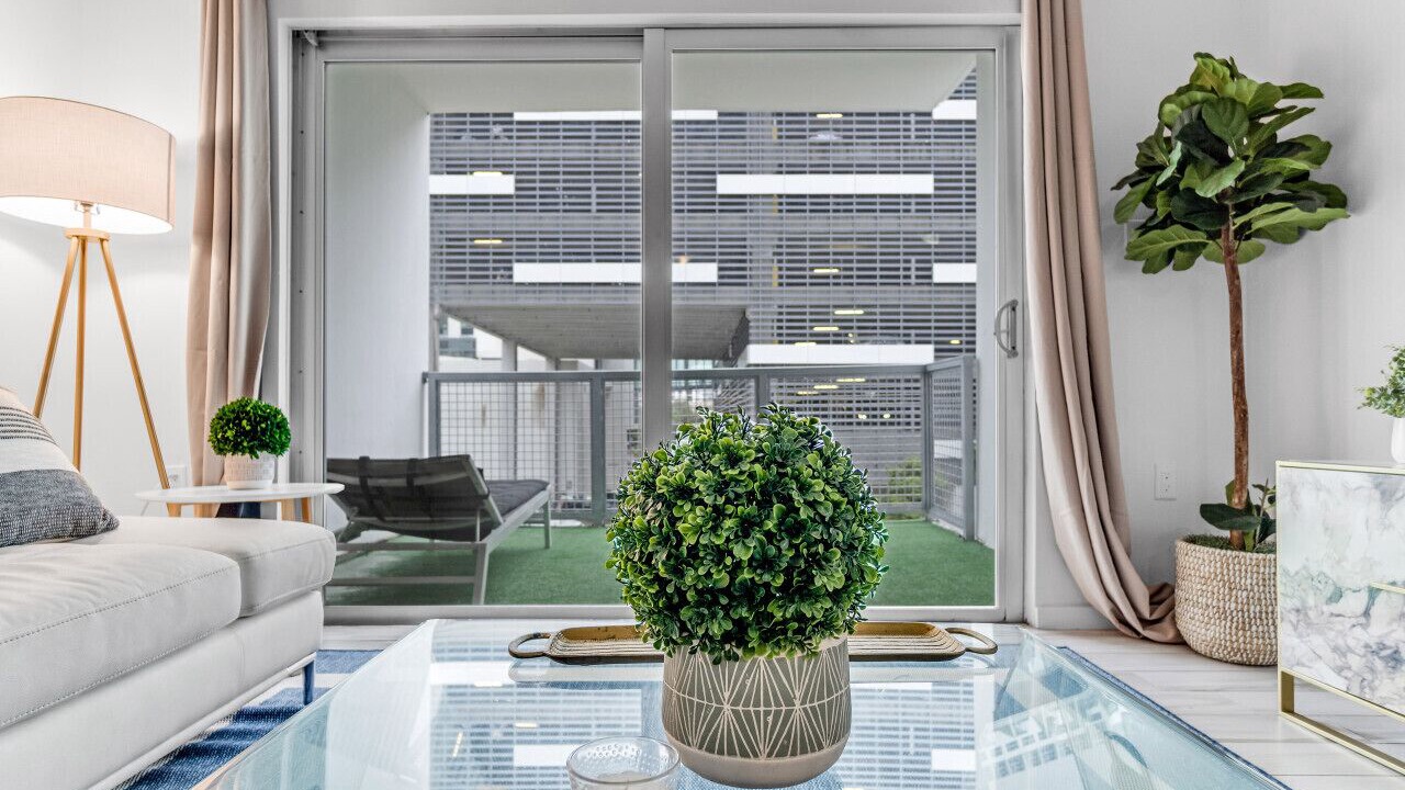 Photo of Livingroom in Midtown