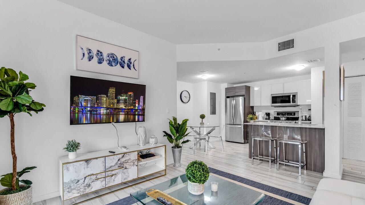 Photo of Livingroom in Midtown