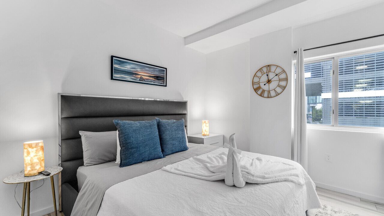 Photo of Bedroom in Midtown