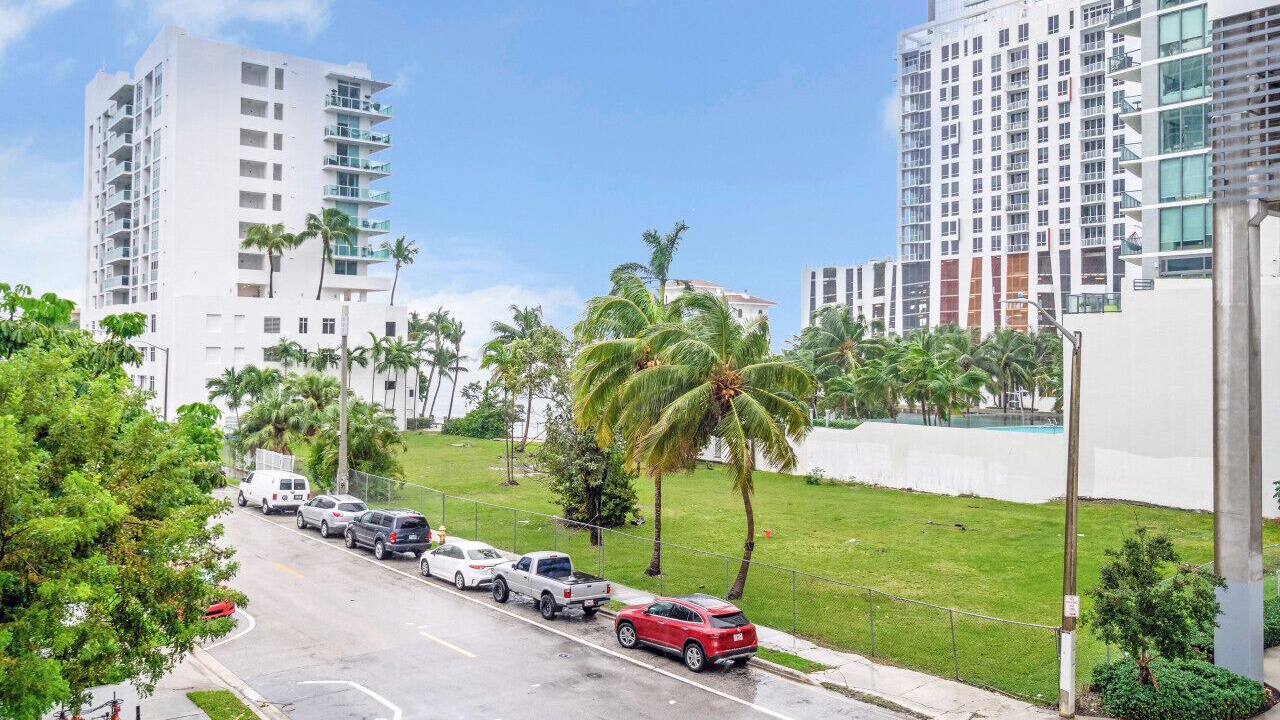 Photo of Outdoor in Midtown