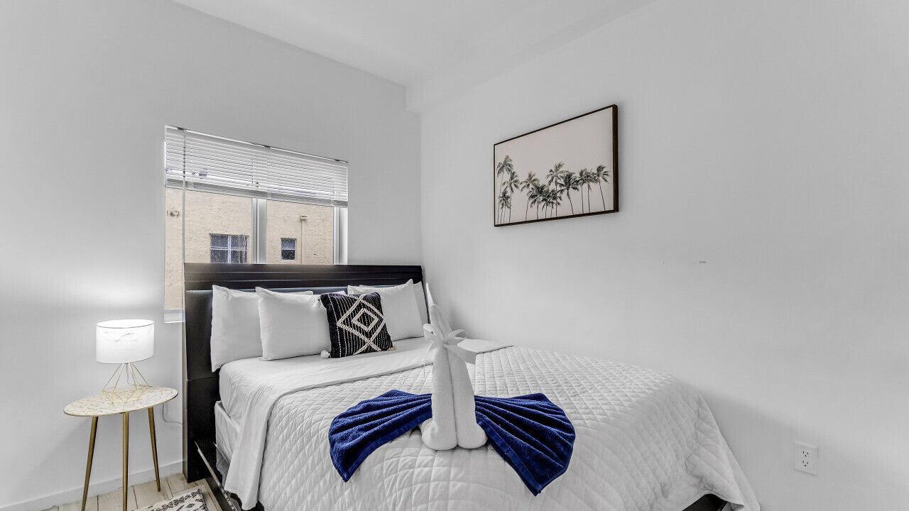 Photo of Bedroom in Midtown