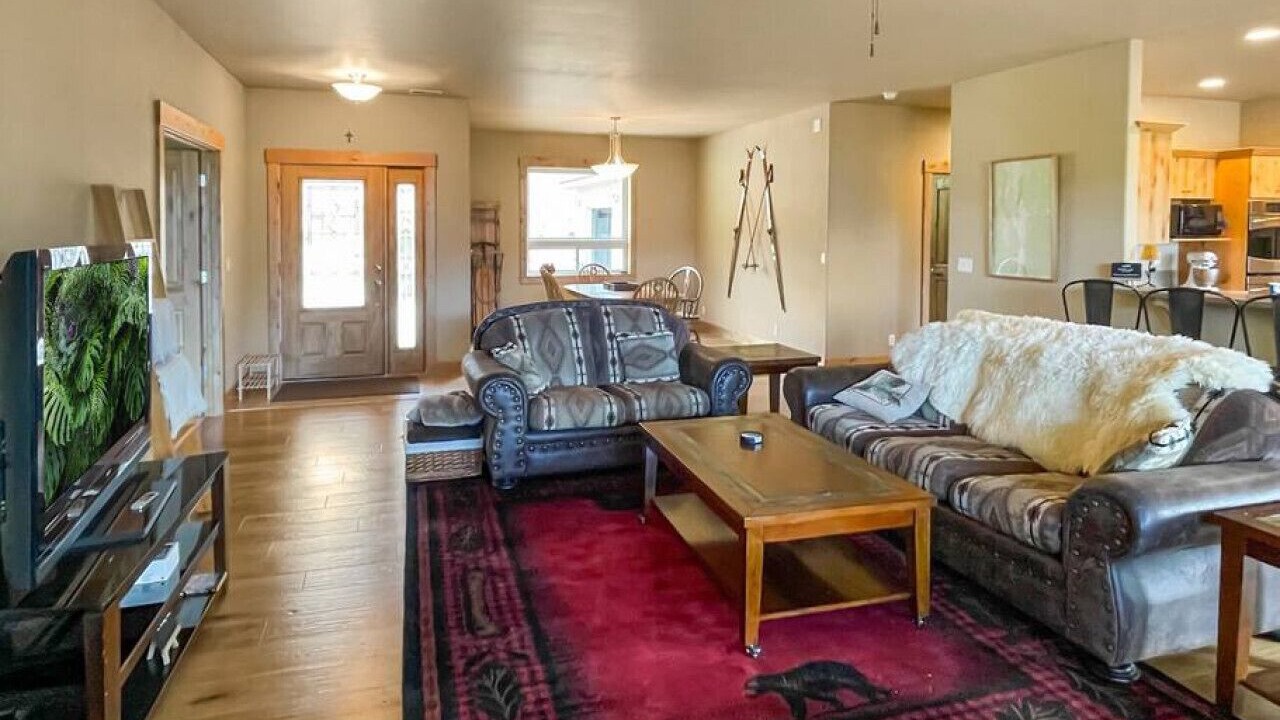 Photo of Livingroom in Cascade