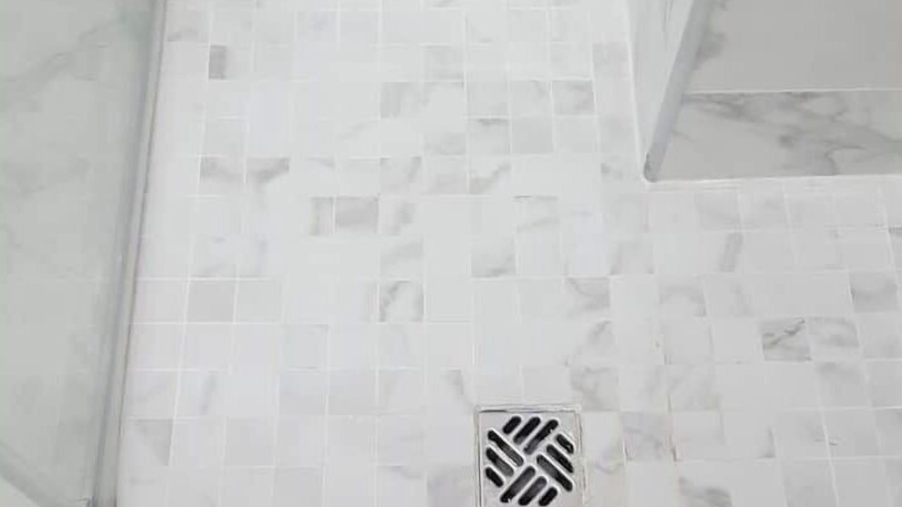 Photo of Bathroom in Suresnes