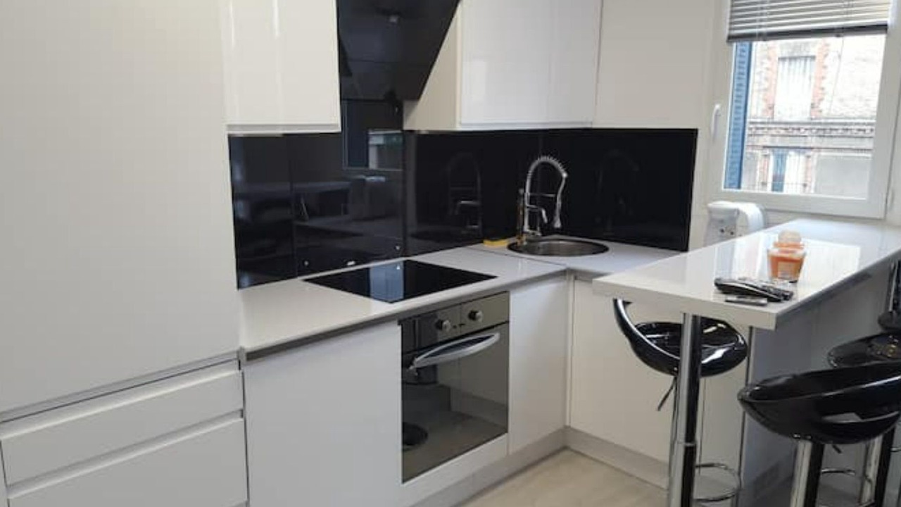 Photo of Kitchen in Suresnes