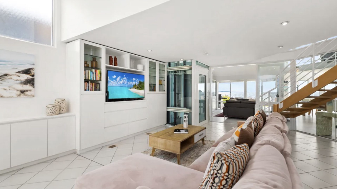 Photo of Livingroom in Salamander Bay