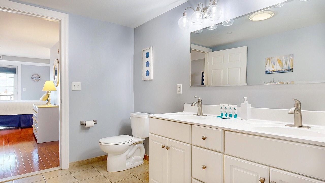 Photo of Bathroom in Old Orchard Beach