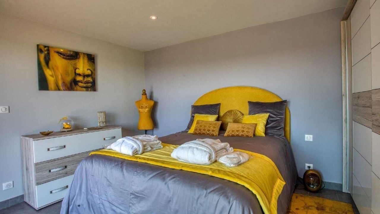 Photo of Bedroom in Eymet