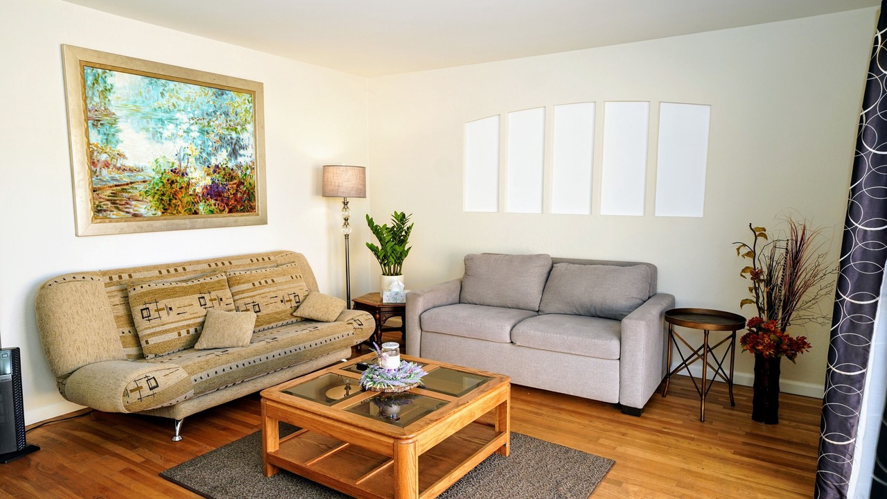 Photo of Livingroom in Cambrian