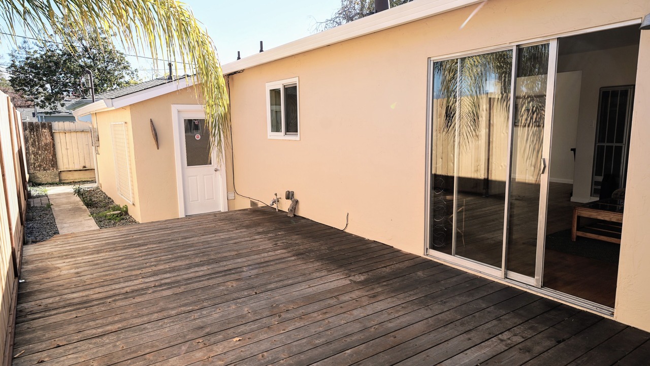 Photo of Patio Balcony in Cambrian