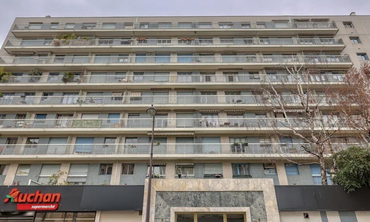 Photo of Others in Grenelle