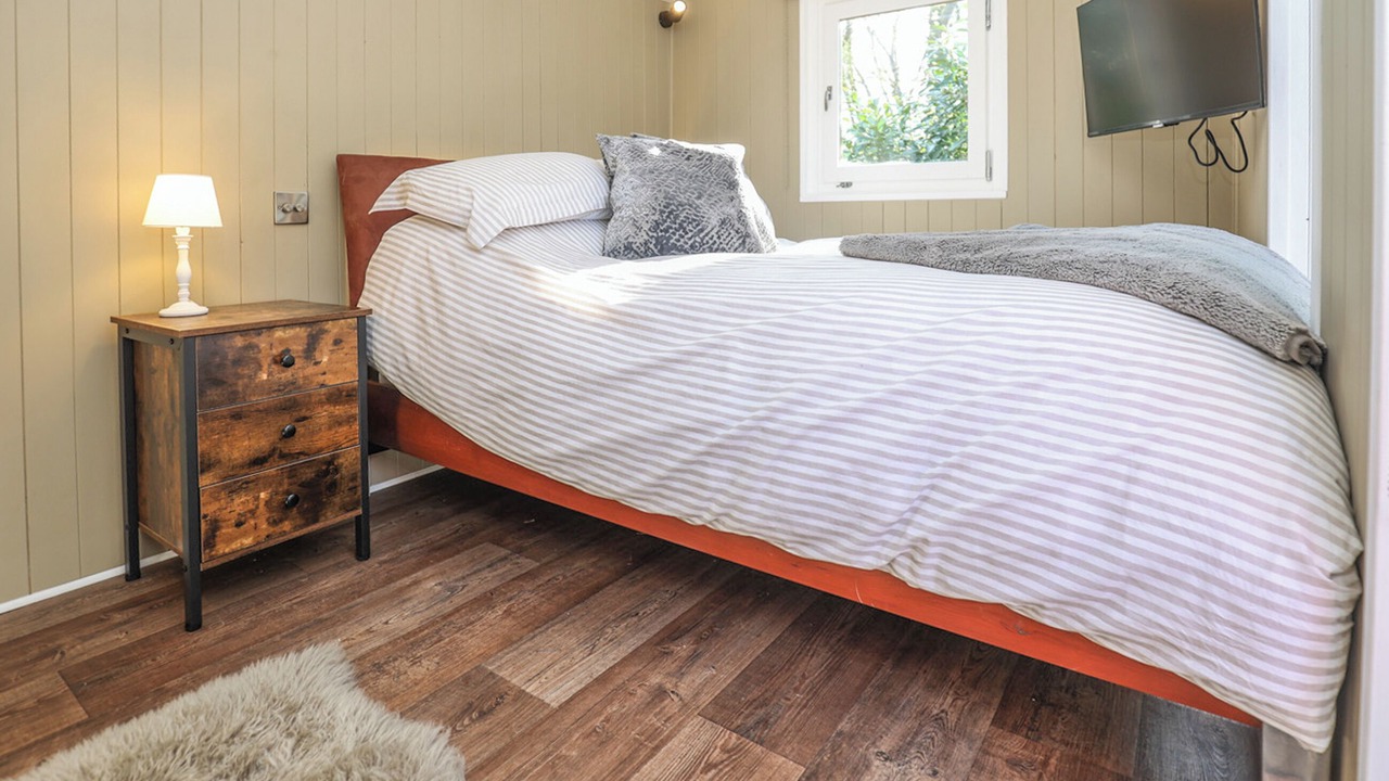 Photo of Others in Lickfold