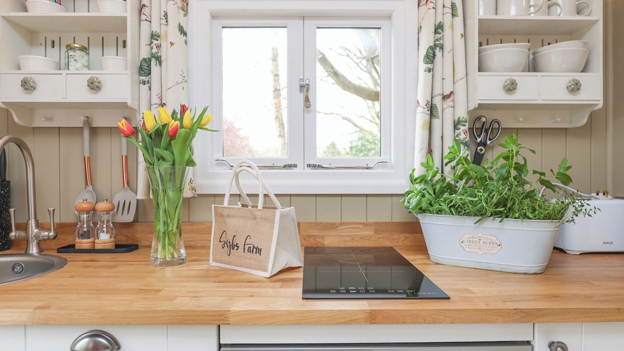 Photo of Others in Lickfold