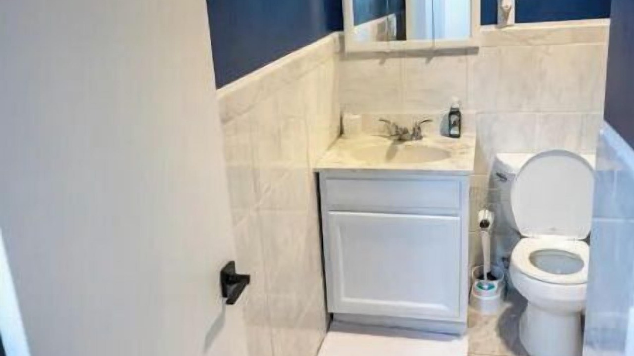 Photo of Bathroom in Parkdale