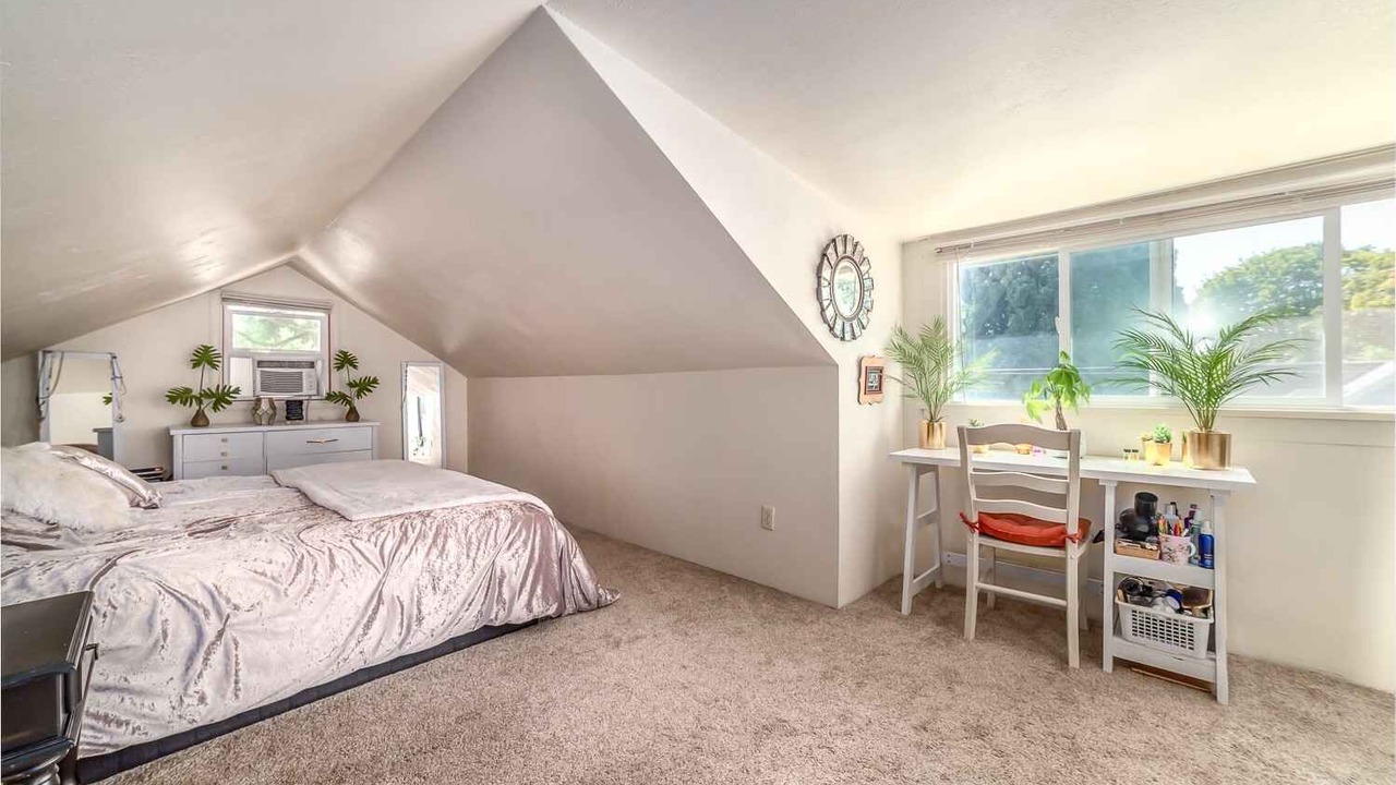 Photo of Bedroom in West Eugene