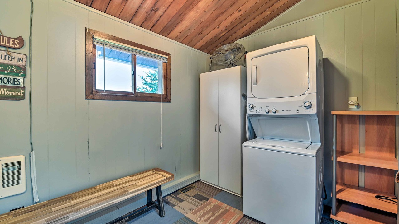Photo of Bedroom in Roxbury