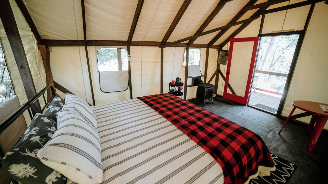 Photo of Bedroom in Beaver Bay