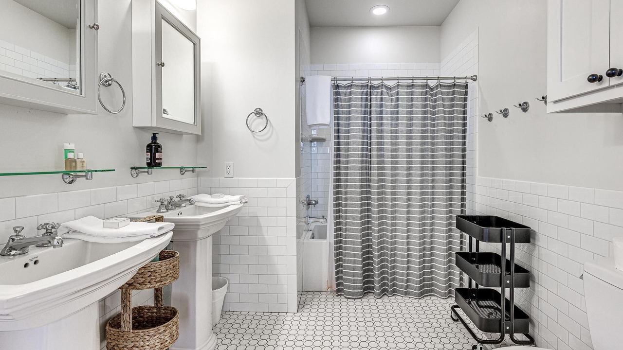 Photo of Bathroom in Eufaula