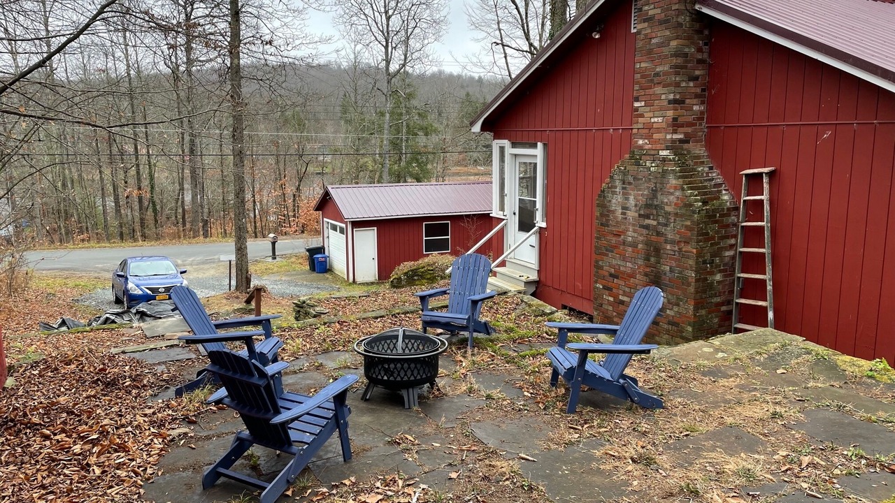 Photo of Patio Balcony in Roscoe