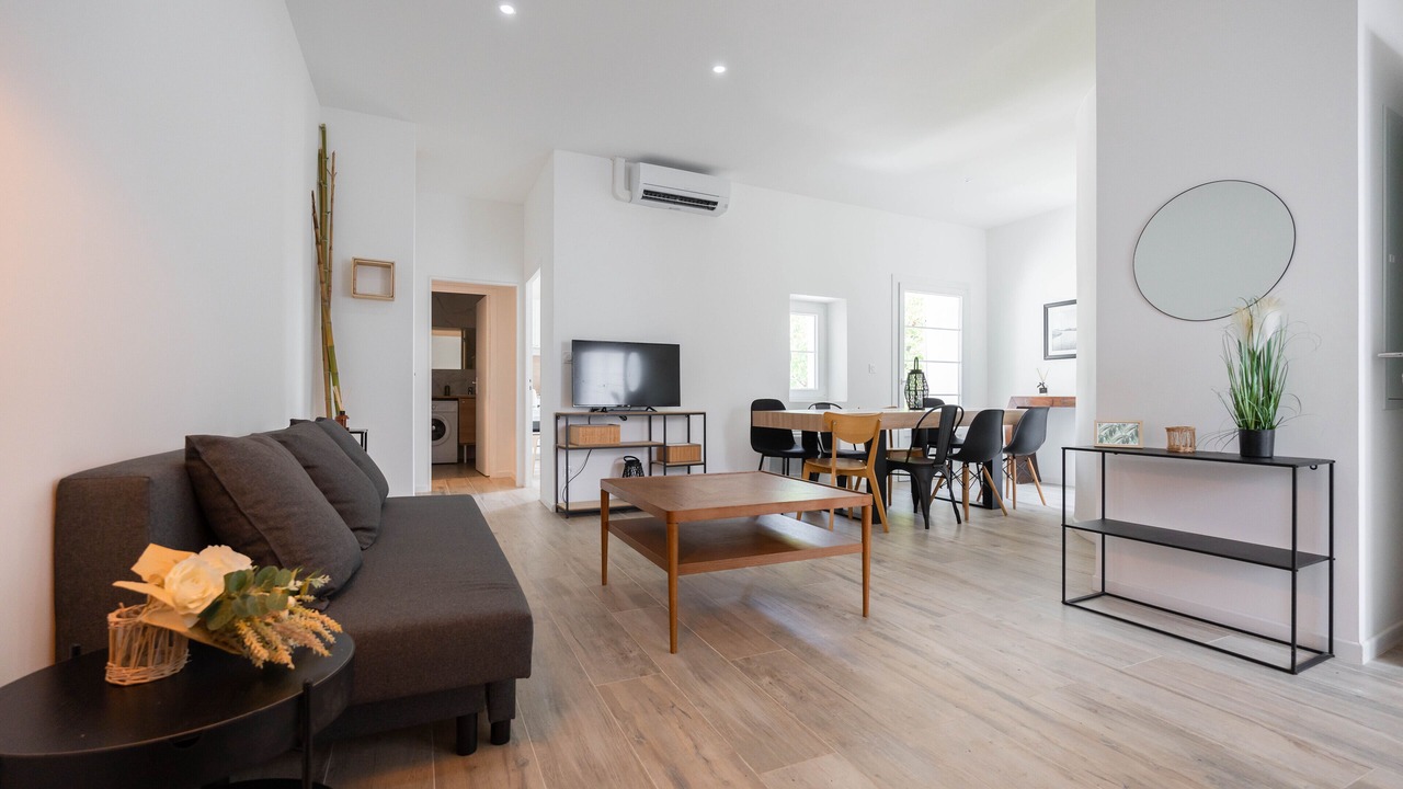 Photo of Livingroom in Mazargues