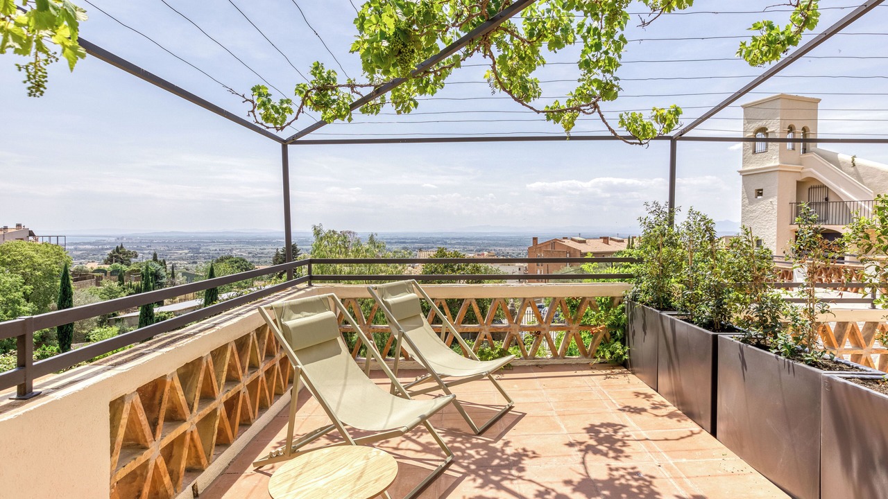 Photo of Patio Balcony in Palau-Saverdera