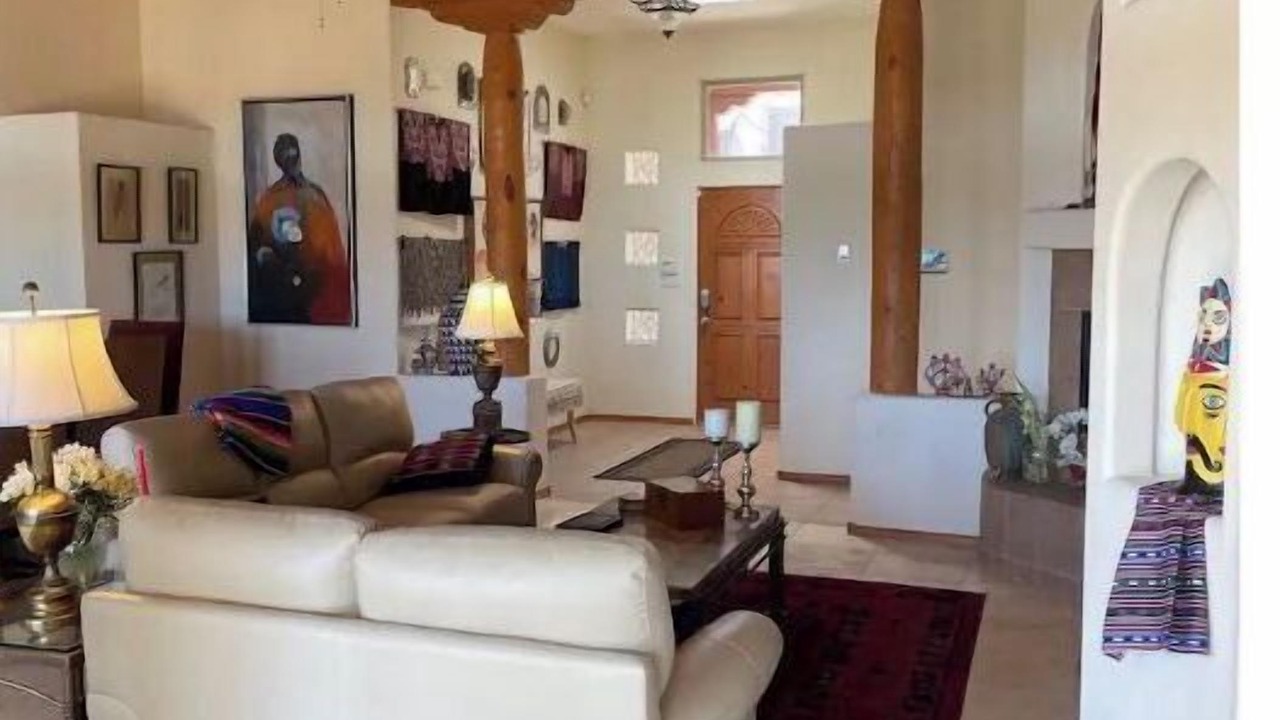 Photo of Livingroom in Rio Rancho