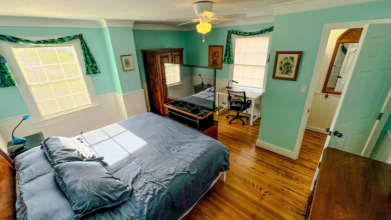 Photo of Bedroom in Piney Mountain