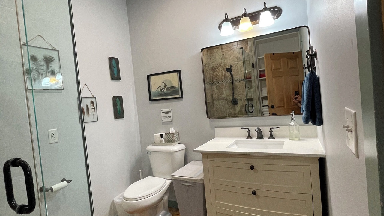 Photo of Bathroom in Four Corners