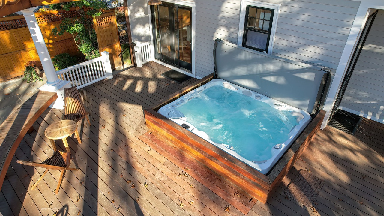 Photo of Patio Balcony in West New Haven